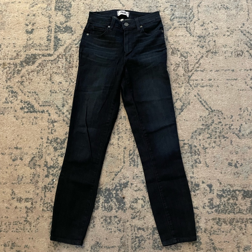 PAIGE Hoxton Ultra Skinny in Illa Size: 24